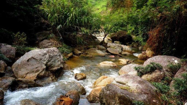 Suối khoáng tự nhiên tại Hà Giang